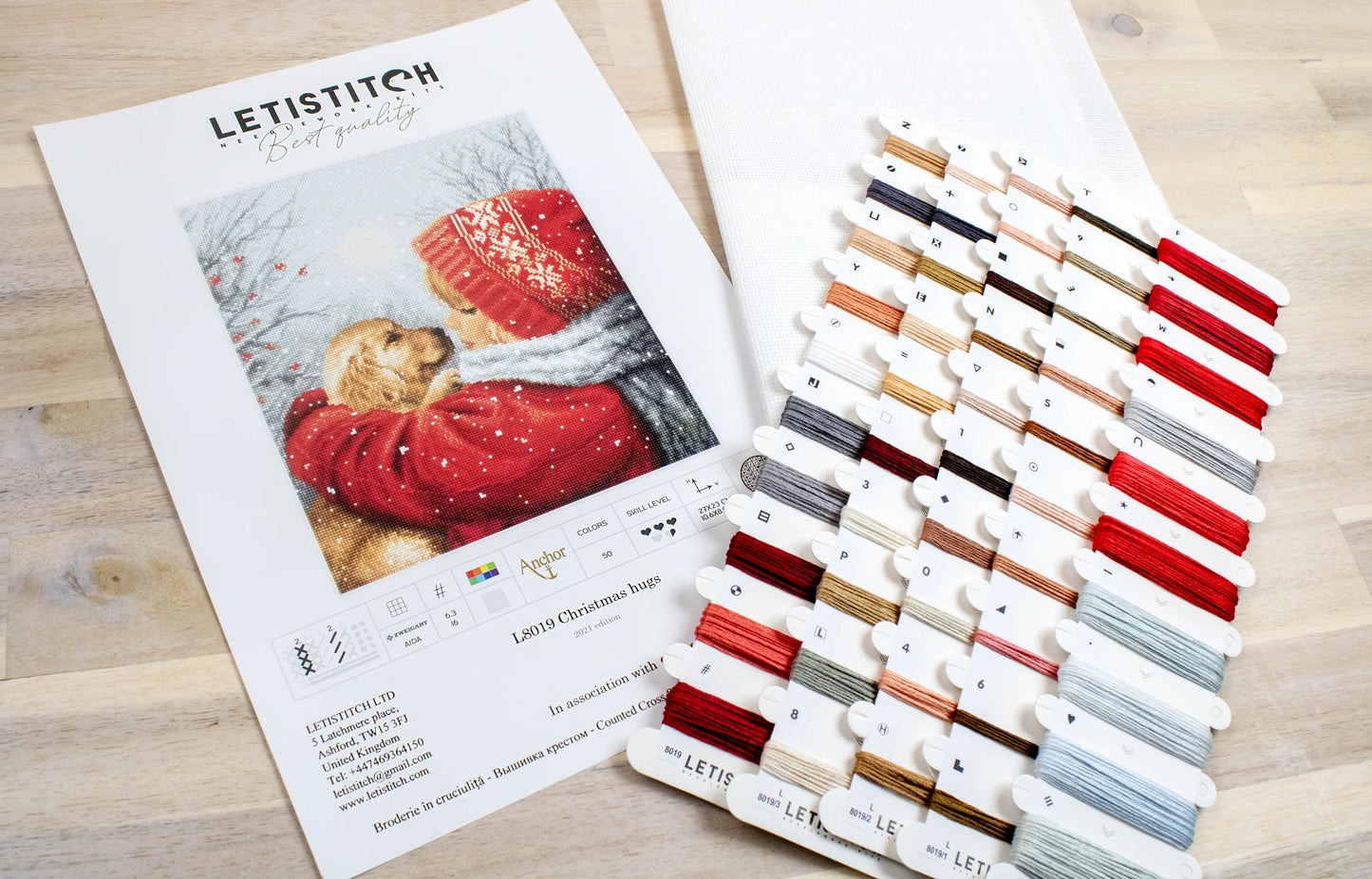 L8019 Kit punto croce Letistitch – Abbracci di Natale