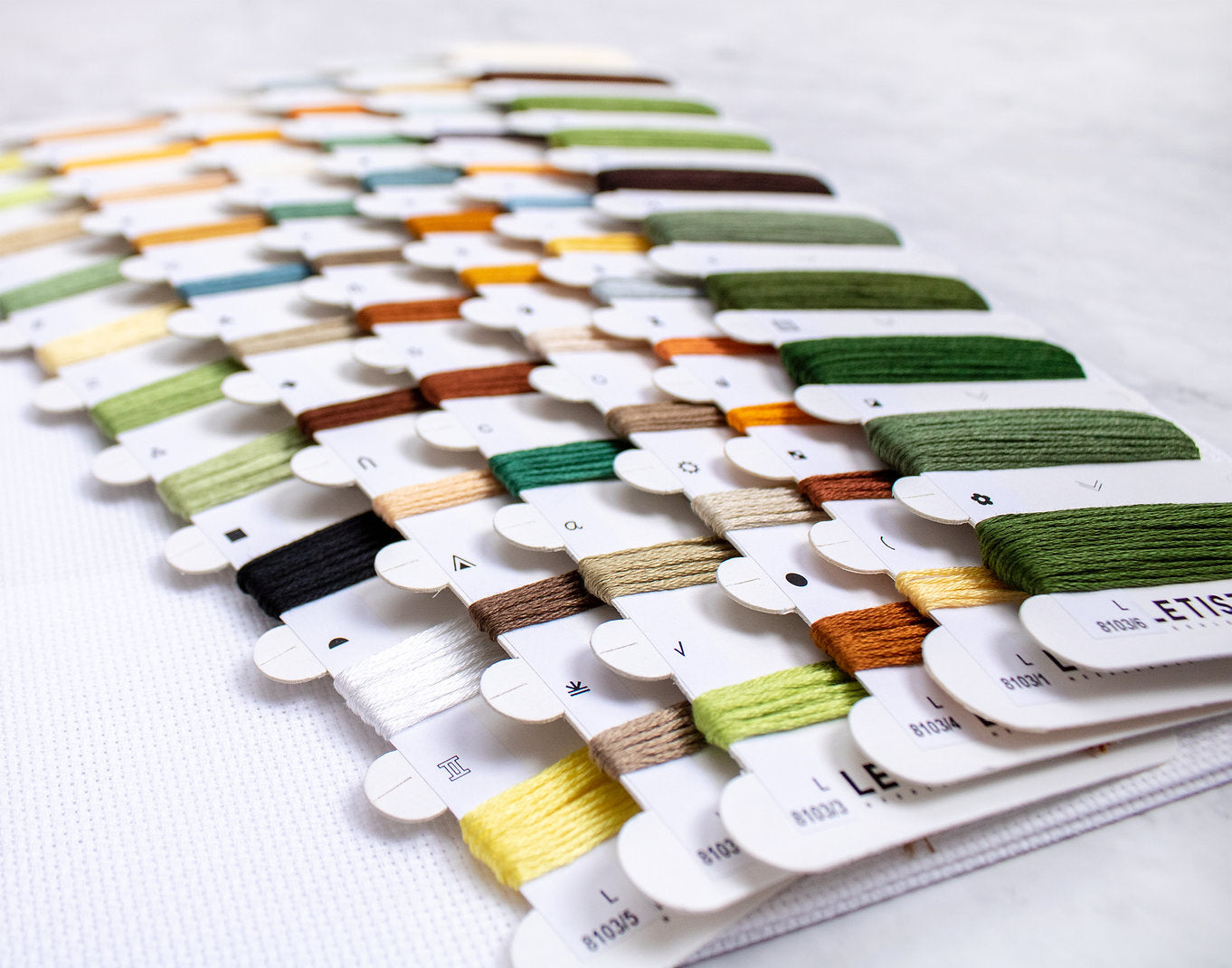 Cross Stitch Kit LetiStitch - Summer Dreams, L8103