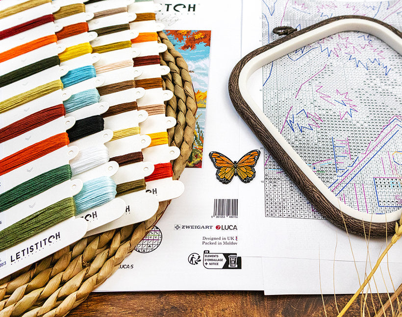 Cross Stitch Kit LetiStitch - Early Autumn L8220