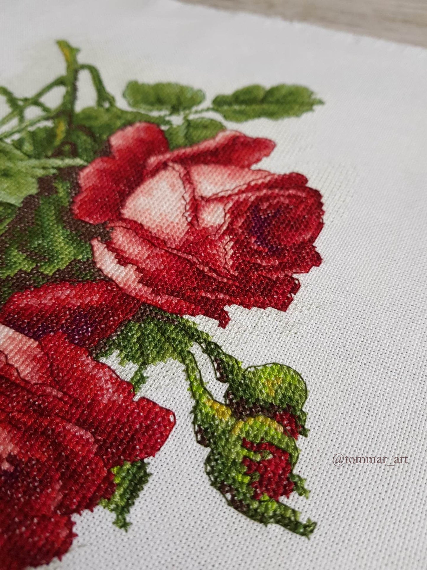 Cross Stitch Kit Luca-S - Red roses and Grapes, B2229