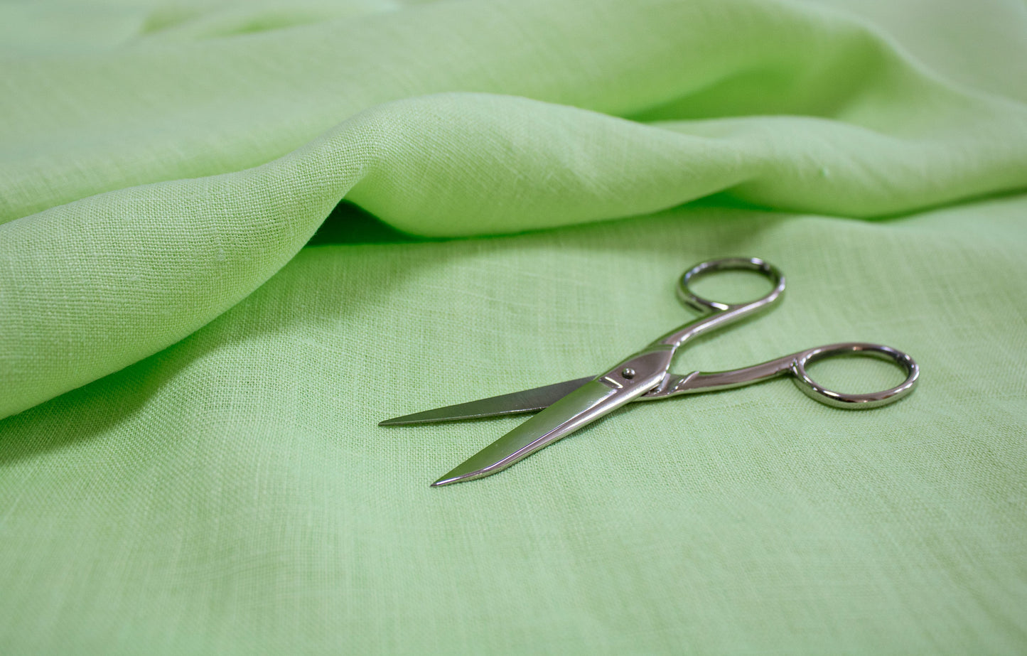 Luca-S Natural Pure 100% Linen Wrinkled Fabric Apple Green Color