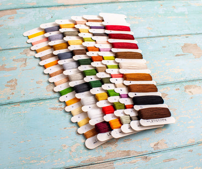 L9947 Paws & Presents - Cross Stitch Kit Letistitch