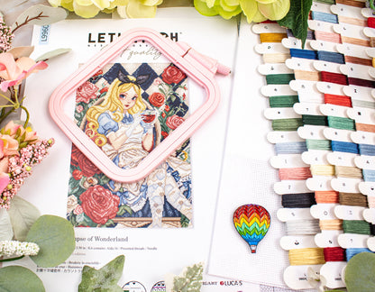 L9960 A Glimpse of Wonderland - Cross Stitch Kit Letistitch