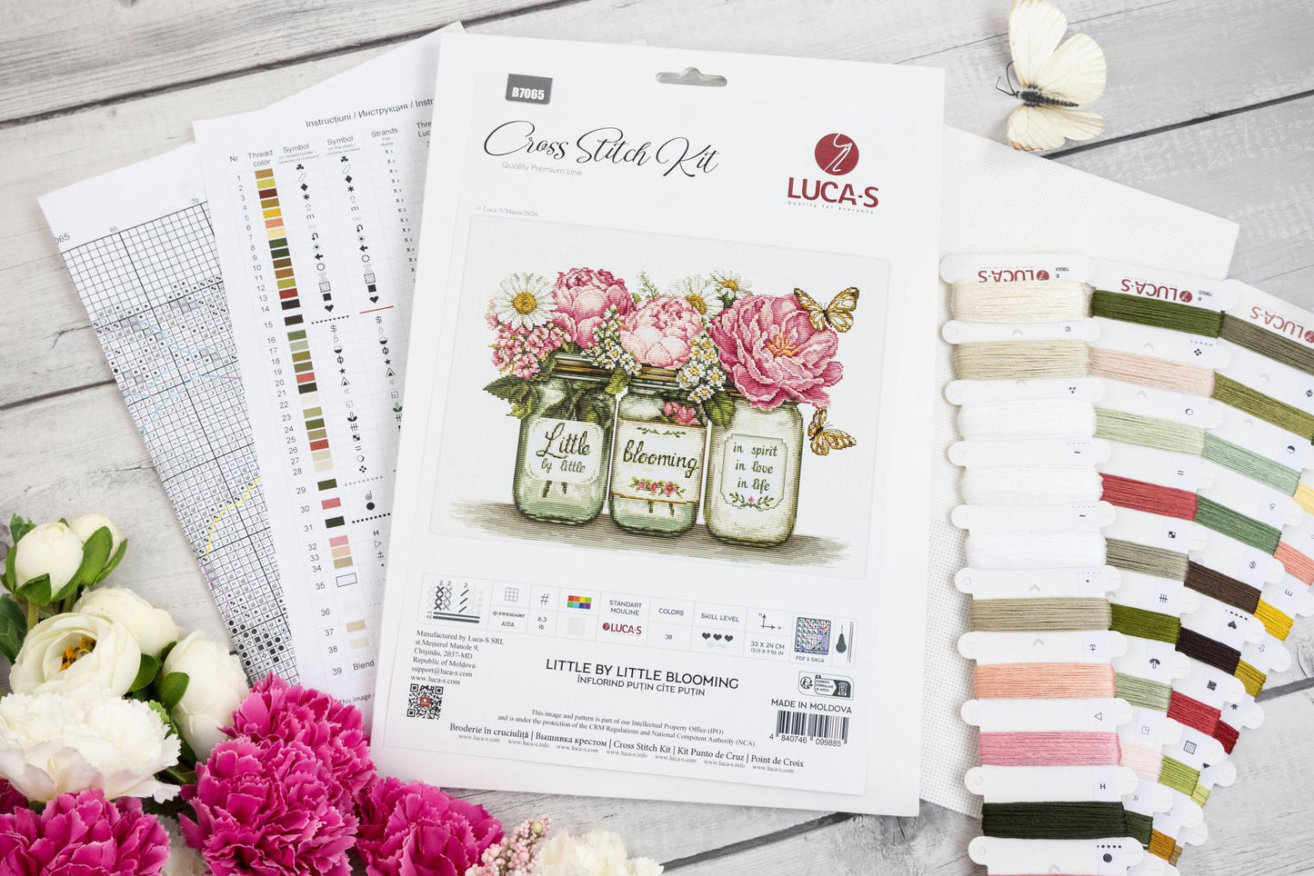 Contenuto del kit ricamo punto croce Luca-S B7065 con tela Zweigart Aida 16, filati Luca-S e schema
