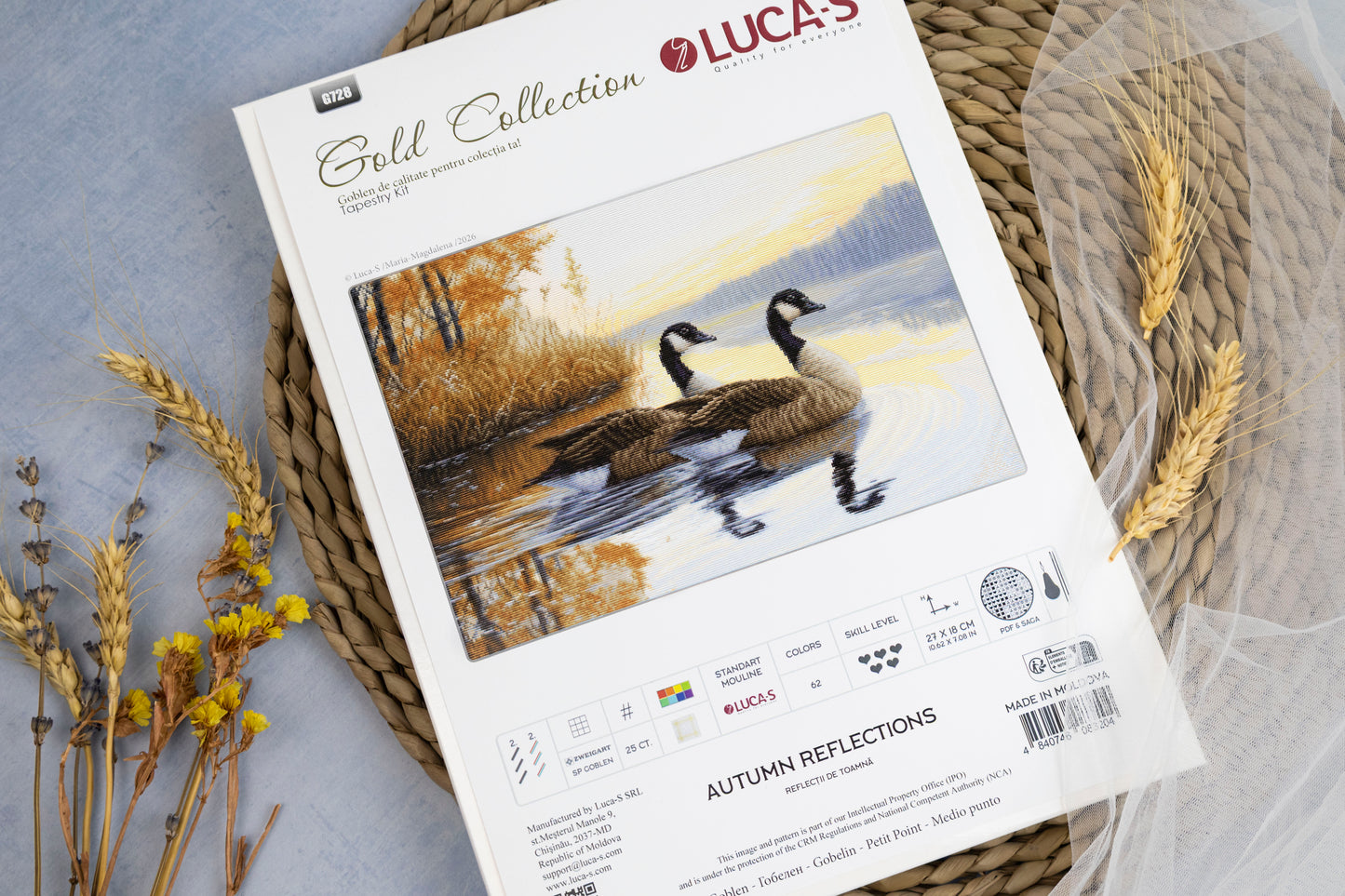 G728 Luca-S GOLD Petit Point Kit  - Autumn Reflections