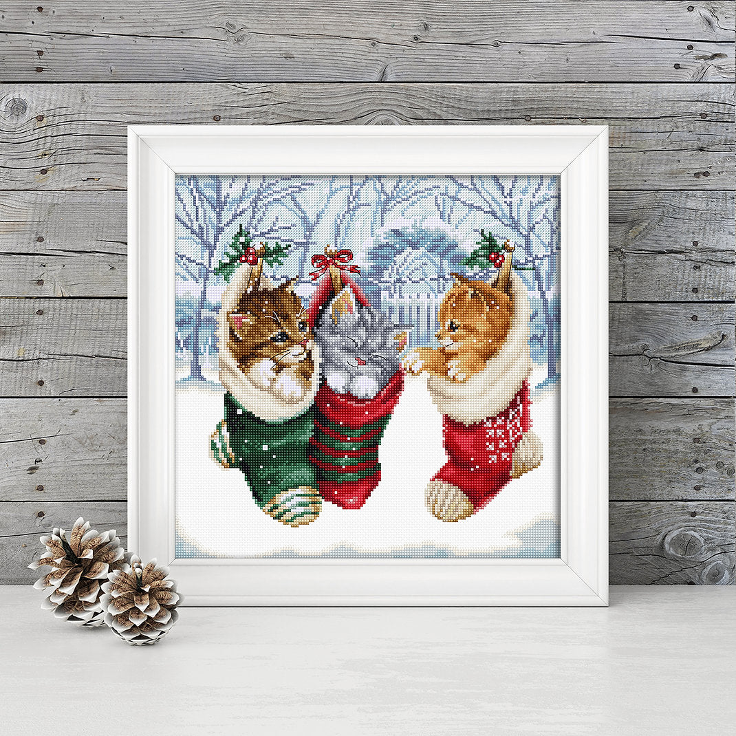 L8087 Snowy Kitties / Chatons enneiges