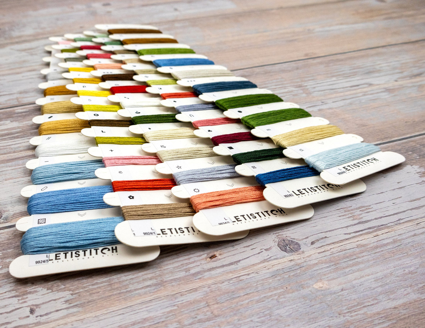 L9924 LetiStitch - A sunny day