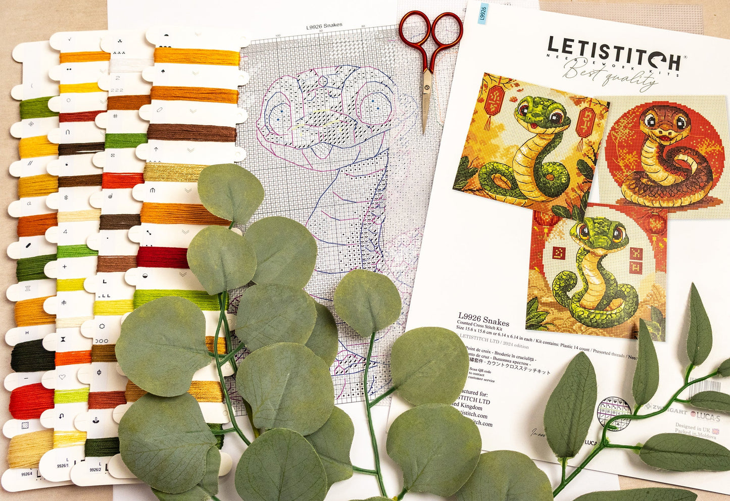 L9926 LetiStitch - Snakes