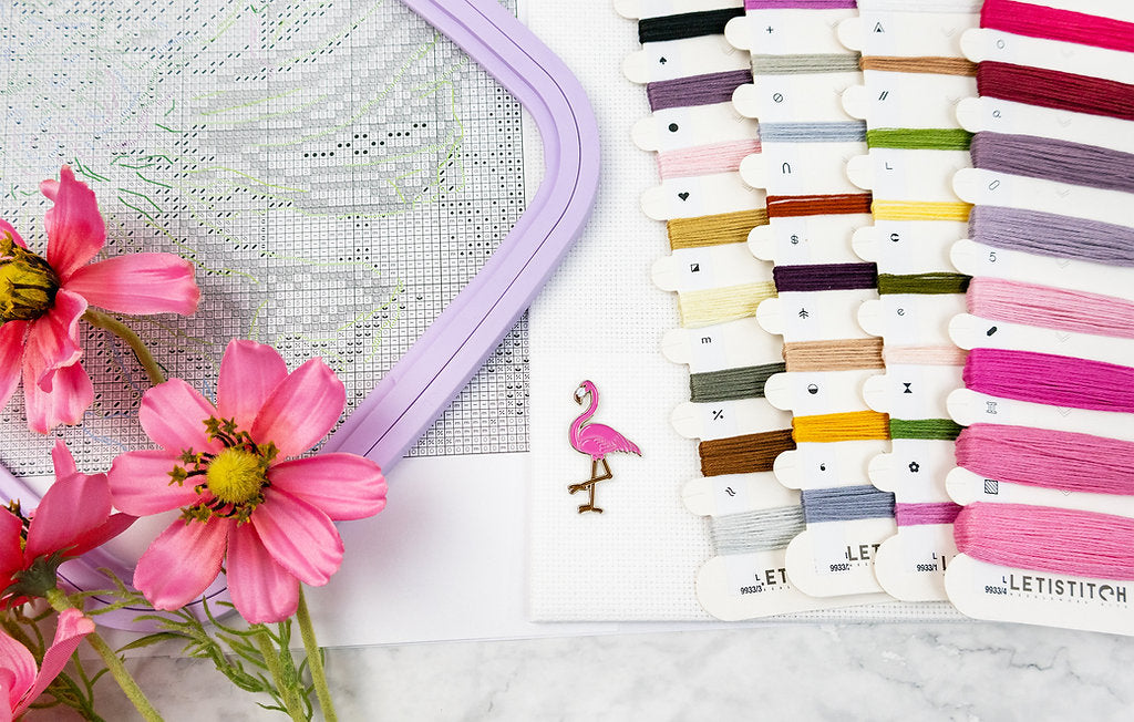 Cross Stitch Kit LetiStitch - L9933 Honey Blooms