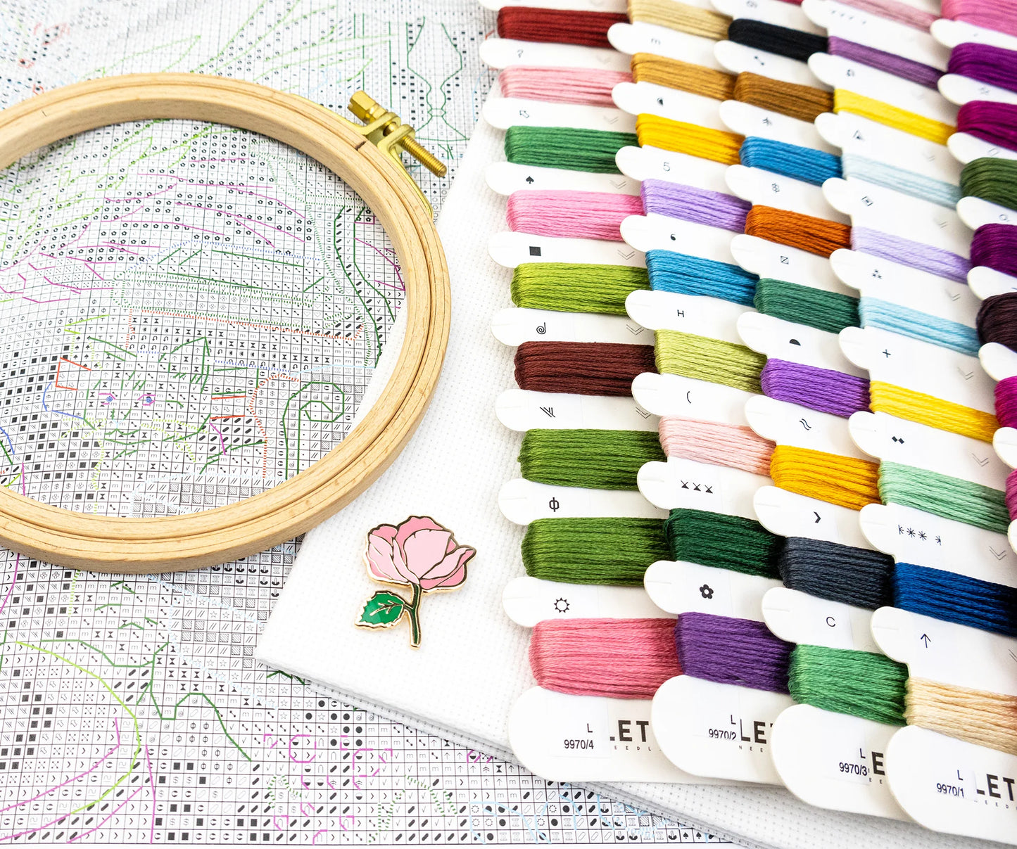 L9970 Kit punto croce Letistitch –  Il regno della lettura