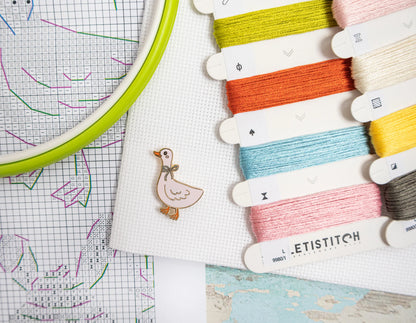 L9980 LetiStitch - Easter Sampler