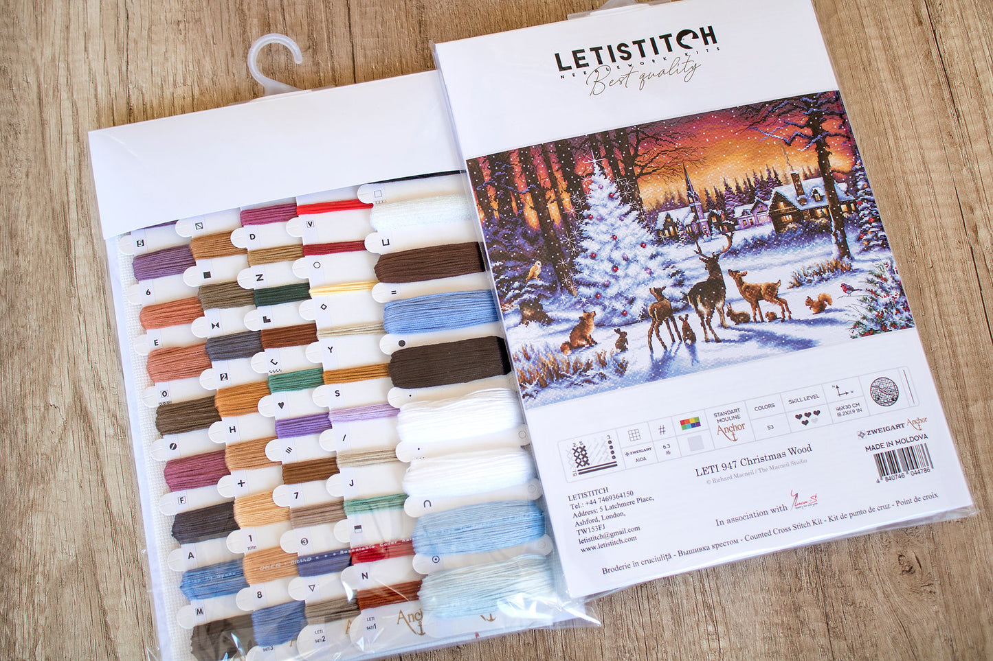 Cross Stitch Kit LetiStitch - Christmas Wood, LETI 947