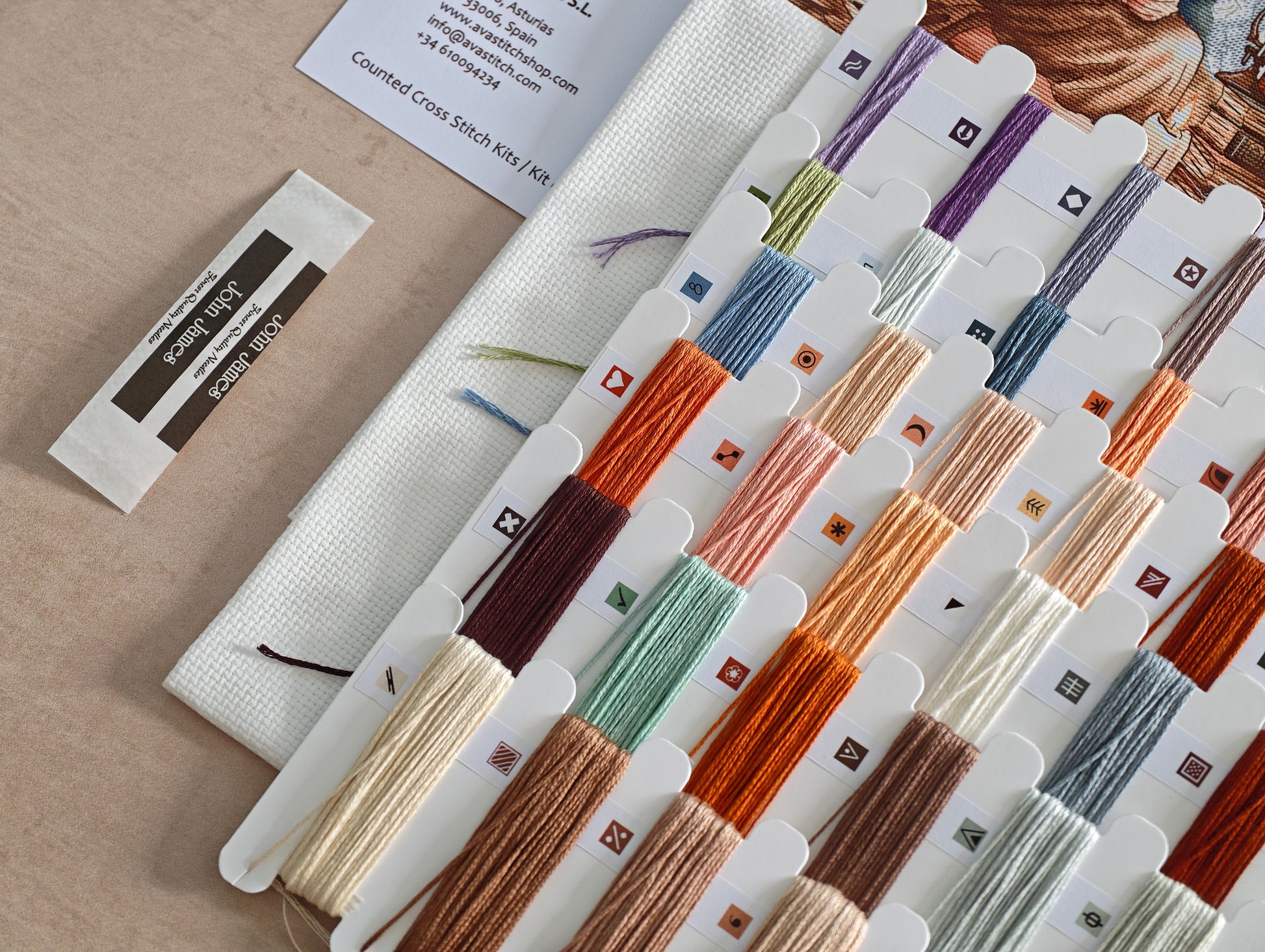 Dettaglio 5 del kit ricamo AVA P042 – L’autunno della strega