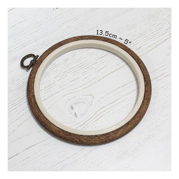 Brown Embroidery Round Hoop - Nurge Flexible Hoop, Round Cross Stitch Hoop - Luca-S Hoops