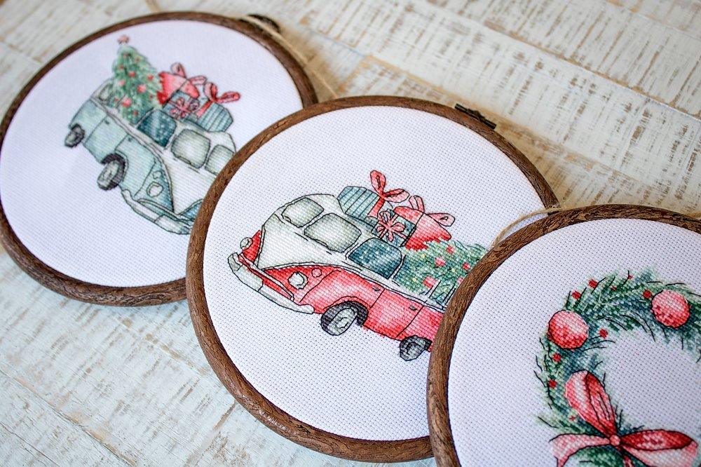 Cross Stitch Kit LetiStitch - Christmas Retro Cars / Kit of 5, Leti965 - HobbyJobby