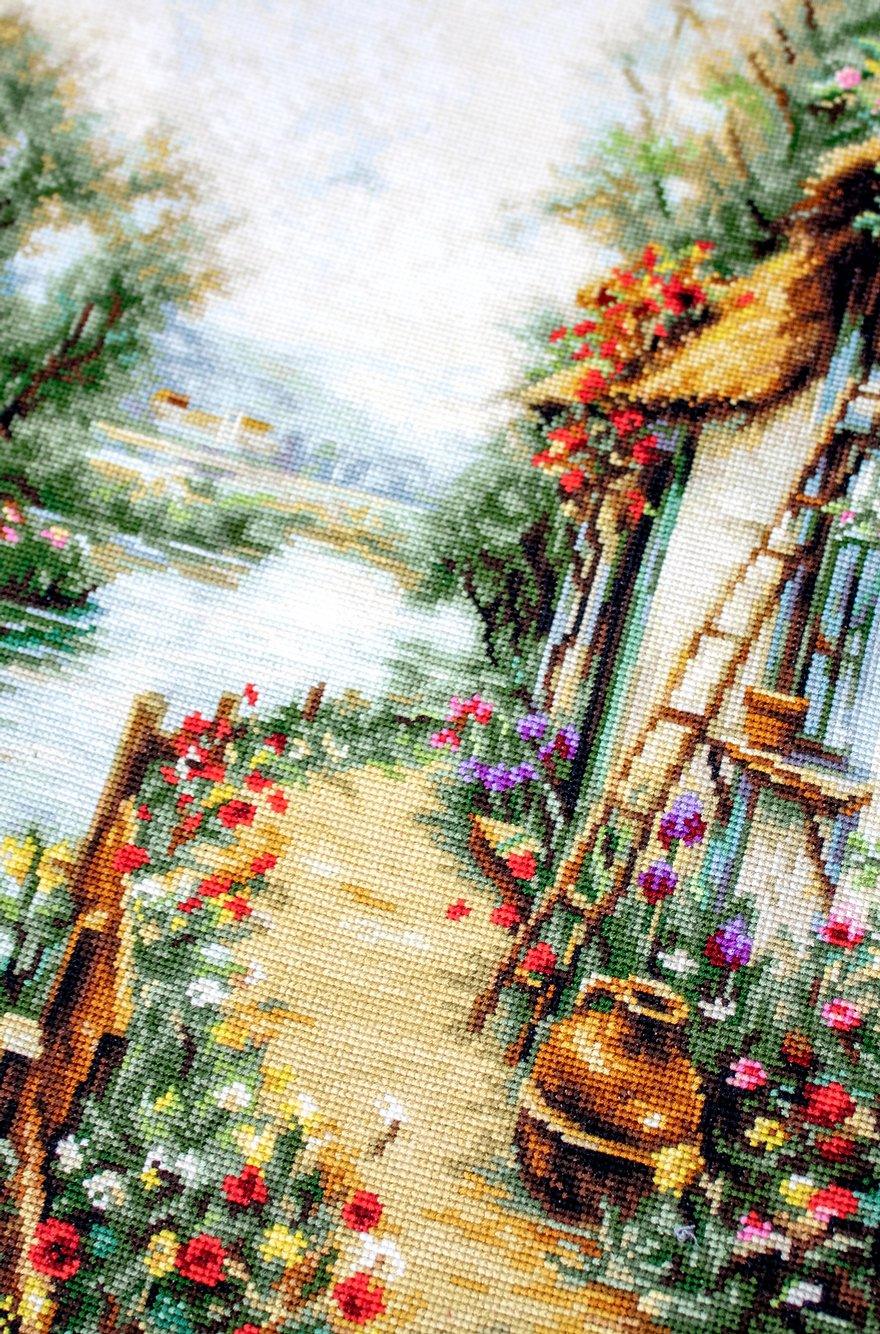 Cross Stitch Kit Luca-S - Along the River, B581 - Luca-S