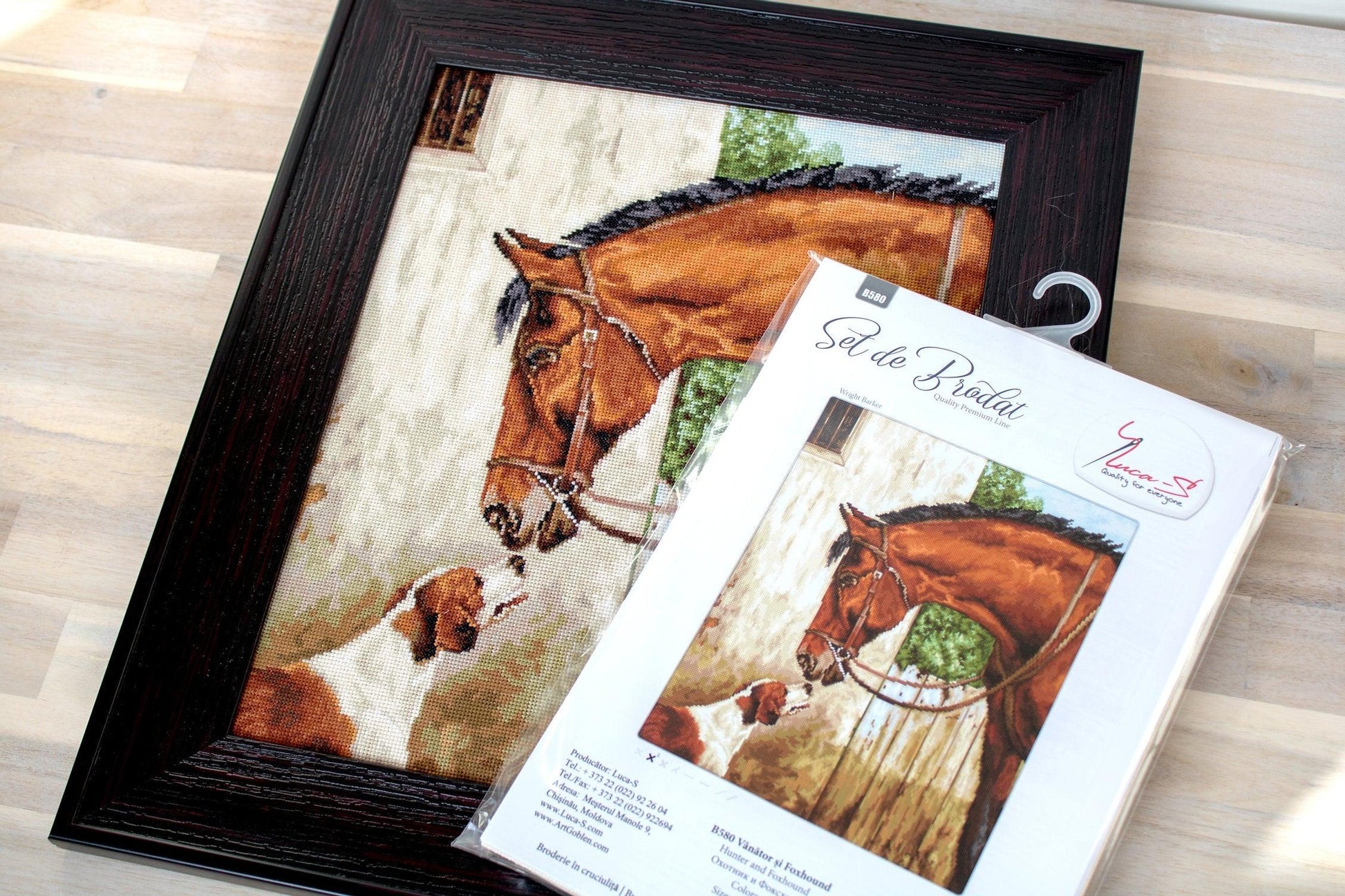 Cross Stitch Kit Luca-S - Hunter and Foxhound, B580 - Luca-S