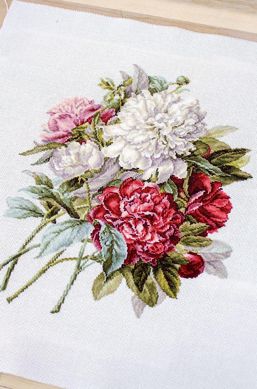 Cross Stitch Kit Luca-S - The Peonies, B2355 - Luca-S