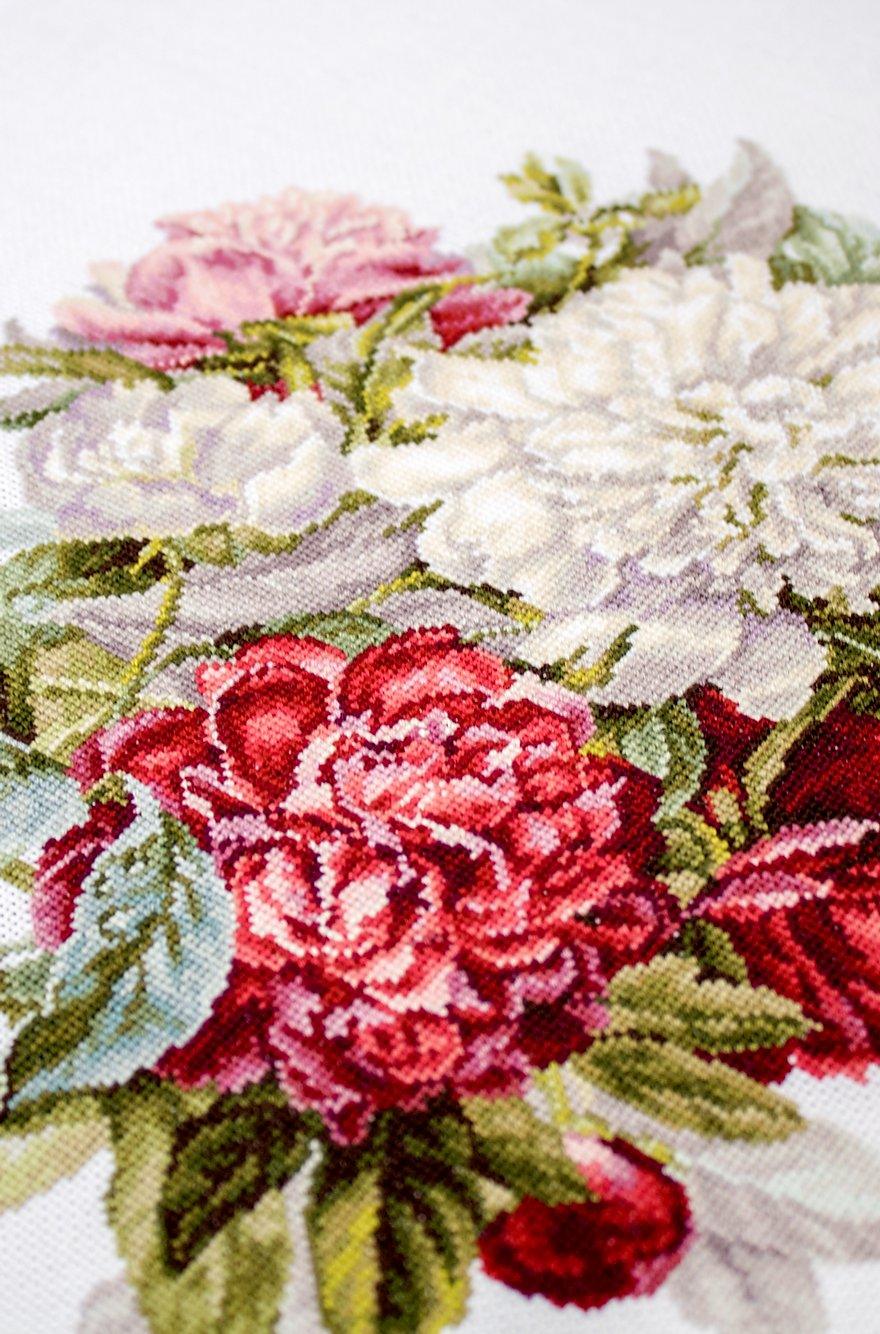 Cross Stitch Kit Luca-S - The Peonies, B2355 - Luca-S