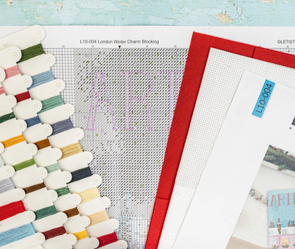 L10-004 Letistitch London Winter Charm Stocking – schema, filati e feltro rosso inclusi nel kit