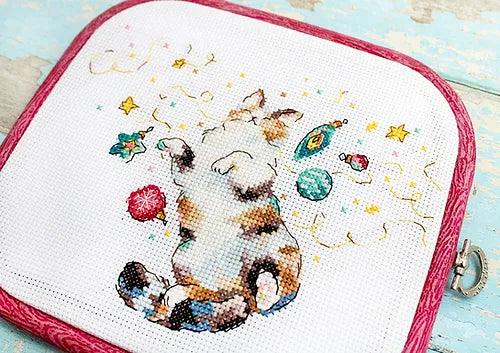 LetiStitch Cross Stitch Kit - L8812 Cat’s Happiness / Le bonheur du chat Cross Stitch Kits - HobbyJobby