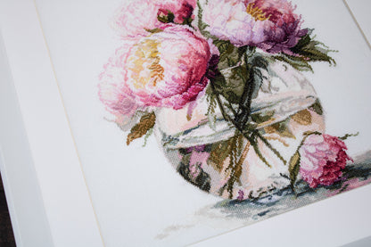 Detailed close up of peonies embroidery Luca-S B7028 cross stitch kit