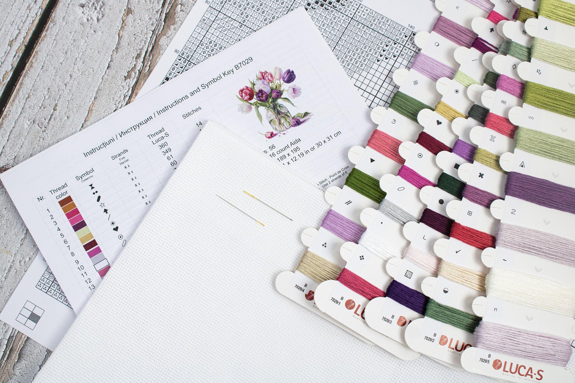 Luca-S B7029 embroidery kit with threads set and Zweigart fabric