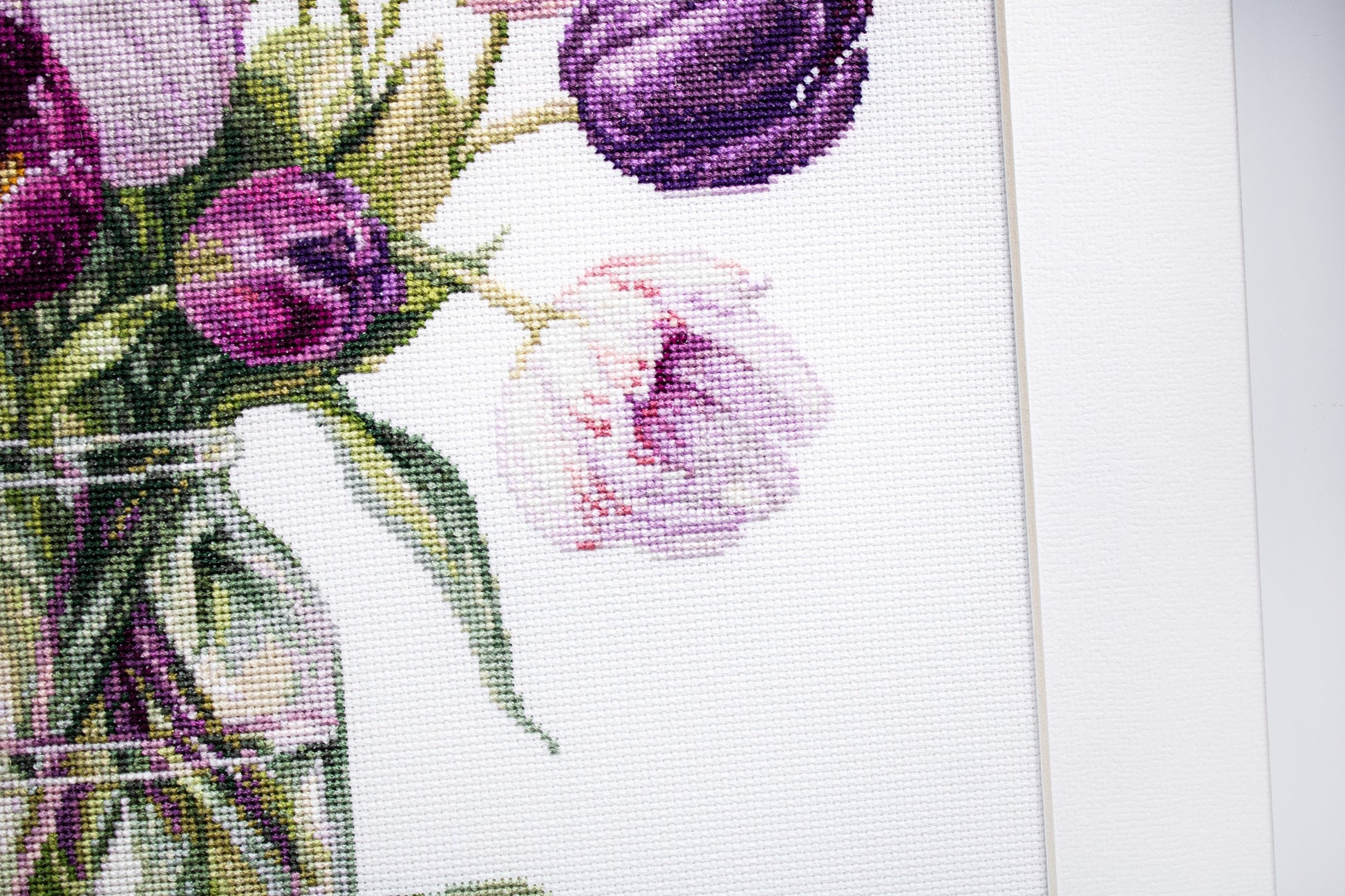 Angled view of framed Luca-S B7029 tulips cross stitch artwork