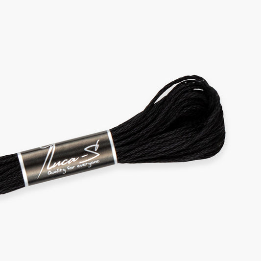 Mouliné Luca-S nero, 8 m e 6 capi, DMC 310 / Anchor 403